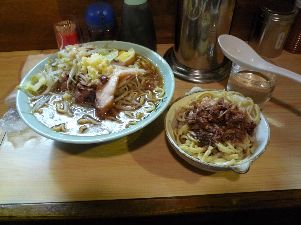 小ラーメン＆「シロ」