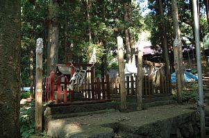 洩矢神社