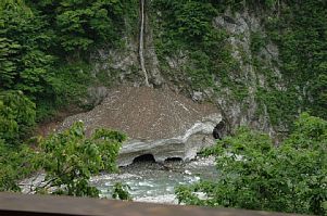 黒部峡谷鉄道